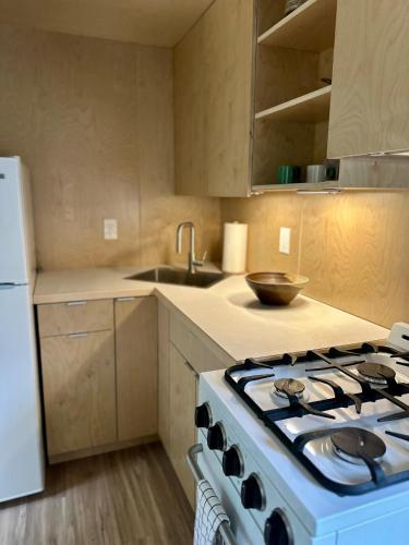 ห้องครัว, Riverside Retreat in โควิชันเบย์ (BC)