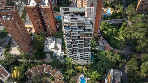 Morph 402 - Serene Getaway: Jacuzzi, AC, BBQ, El Poblado