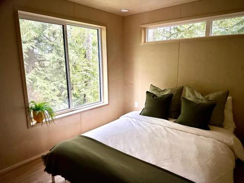 ห้องพัก, Riverside Retreat in โควิชันเบย์ (BC)