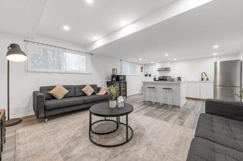 Charming 2BR Near Niagara College in ويل لاند