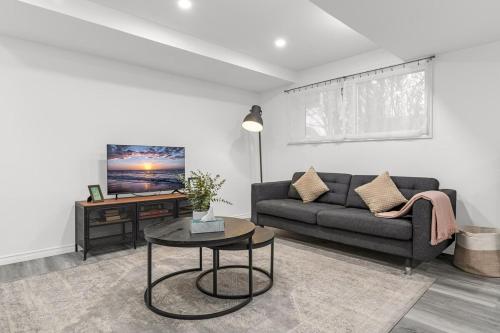 Charming 2BR Near Niagara College in ويل لاند