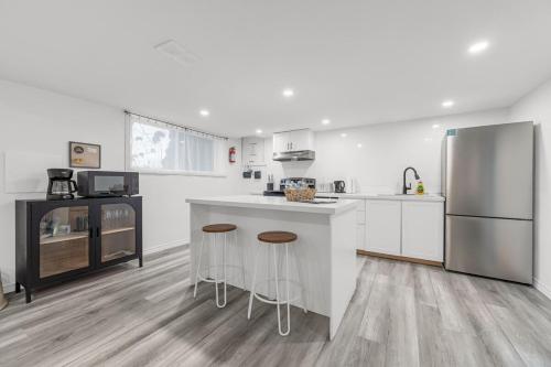 Charming 2BR Near Niagara College in ويل لاند