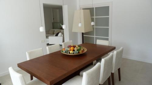 Luxury Beach House - image 2