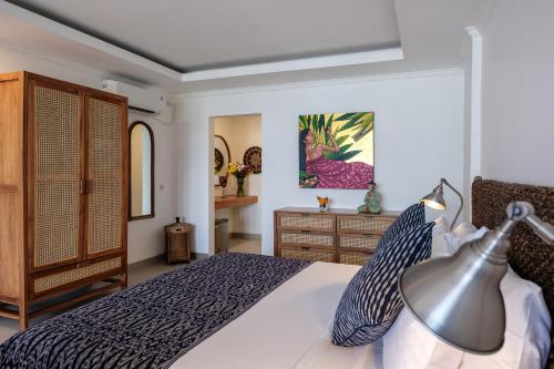 Suite, deluxe, udsigt til pool, udsigt over hav