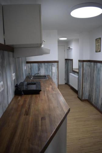 Apartments direkt am Neckar in 巴特腓特烈斯哈爾