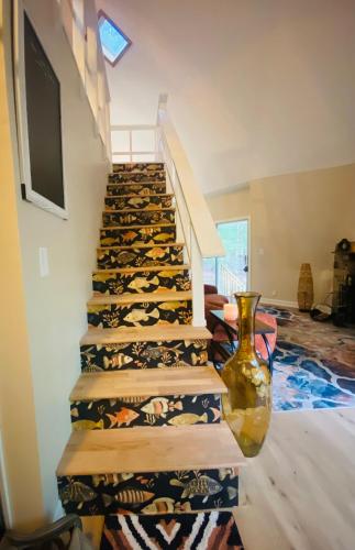 Dome Hideaway on 5 Acres-close to Carbarro & CH in 北卡羅來納州梅賓 (NC)