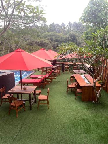 Infinity Villa and Resto in Bangli