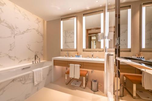 Address Dubai Opera Residences, Dubai (Foto 10)