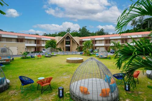 TWIN-LINE HOTEL YANBARU OKINAWA JAPAN旧 沖縄サンコーストホテル