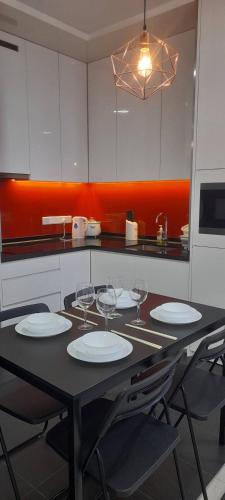 Kuala Lumpur Mont Kiara Arcoris SOHO 5 Pax Walk to Mall Pool WIFI - image 7
