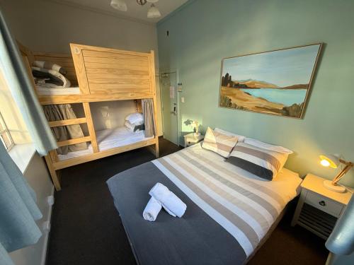 UpTown Backpackers in City Center