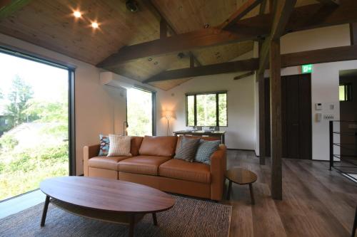 Greyton A - Brand new chic bright spacious 2BR