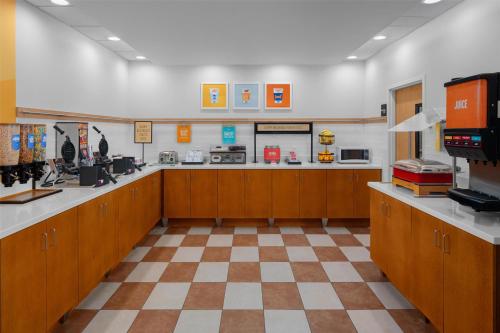 Hampton Inn & Suites Orem/Provo - image 7