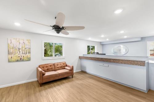 ردهة, Birch Hill Suites - Lakeland in Lakeland
