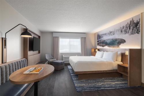 สตาร์ไลท์ เยลโลว์สโตน แทพเพสทรี คอลเลกชัน บาย ฮิลตัน (Starlite Yellowstone, Tapestry Collection by Hilton) in เวสส์ เยลโลว์สโตน (MT)