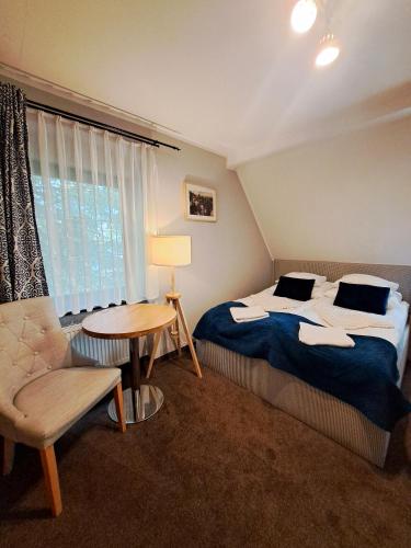 1 double bed