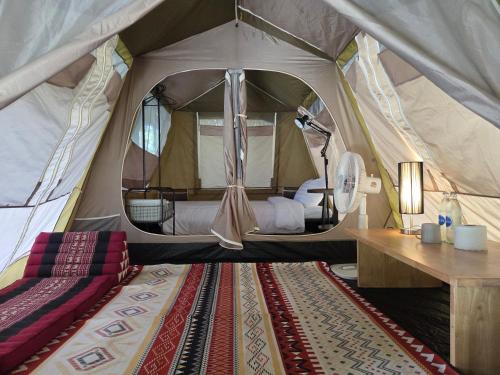 iRETREAT Jungle Bliss, Pa Pae