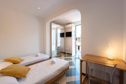 La rosa dei venti in ปอร์โตฟีโน่