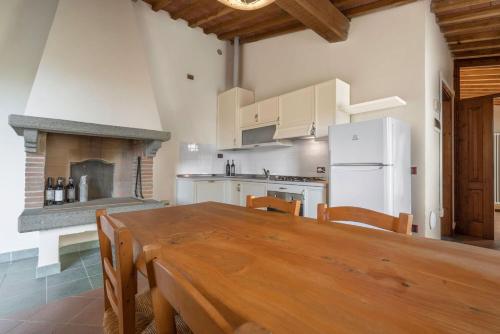 مطبخ, Villa Torre With Pool And Ac in San Giorgio