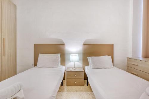 Spacious 3 Bedroom Stay in Historic Valletta, La Valletta (foto 10)
