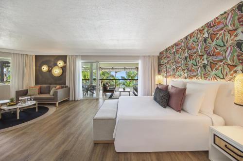 維多利亞比奇科默水療度假酒店 (Victoria Beachcomber Resort & Spa) in 小辣椒潘特