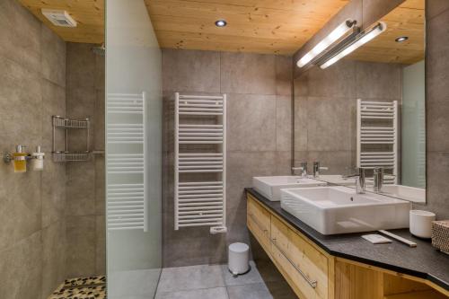 4 bedrooms, 4 beds