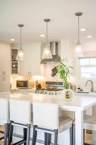 Facilities, Charming Modern Escape with Outdoor Living in San Dimas (CA)