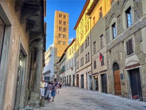 Instalaciones, Attico Altucci in Porta Crucifera