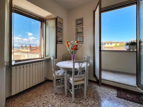 Instalaciones, Attico Altucci in Porta Crucifera