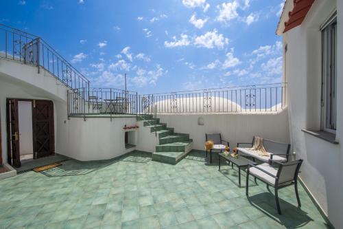 Casa Punta Paradiso - Hot Tub and Panoramic Garden in ปราอีอาโน่