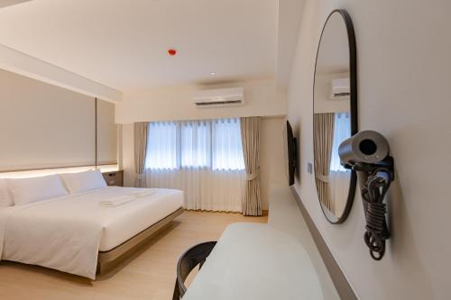 The Bentley Hotel - image 9