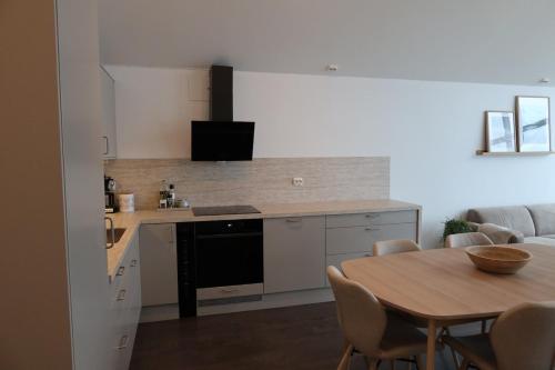 Konyha, Hamn i Senja - Private top apartment with seaview in Hamn