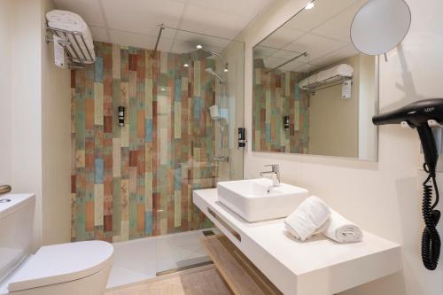 Leonardo Royal Ibiza Santa Eulalia Room Type - Comfort Triple Room