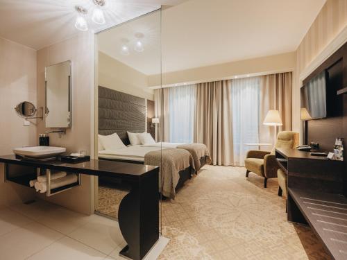 Lydia Hotel 4 * Superior