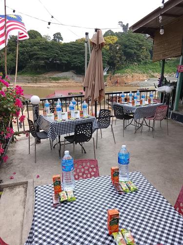 Benteng Taman Negara in Kuala Tahan