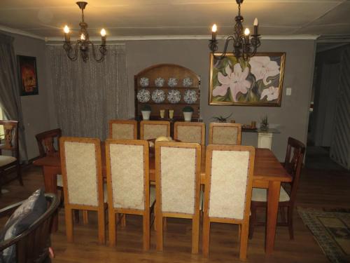 Wyposażenie, Dandelion Cottage in Bronkhorstspruit