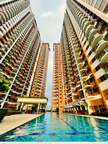 Urbanstay at The Radiance Manila Bay, Manila