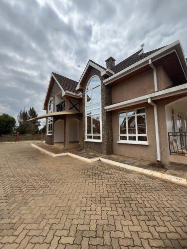 酒店外观, Hidden Hills Thika Greens in 锡卡