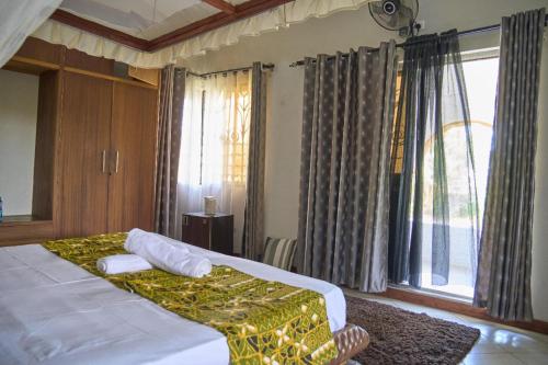 Watamu Vacational Home Ocean Front at Pazuri Villa in วาตามู