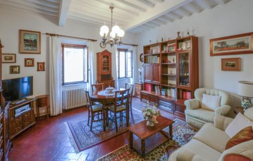 Nice Apartment In Massa E Cozzile With House A Panoramic View in Massa E Cozzile