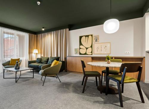 Adina Apartment Hotel Budapest - image 9