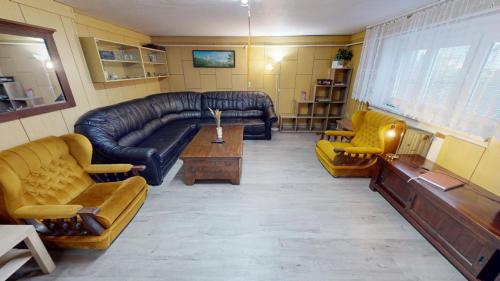 Ubytovanie AJKA in ปลอสติน