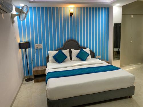 Immense Residency — other in 2106,In front of pillar no. 633, Sector 28,Faridabad, Haryana,121008, Faridabad, 121008, India