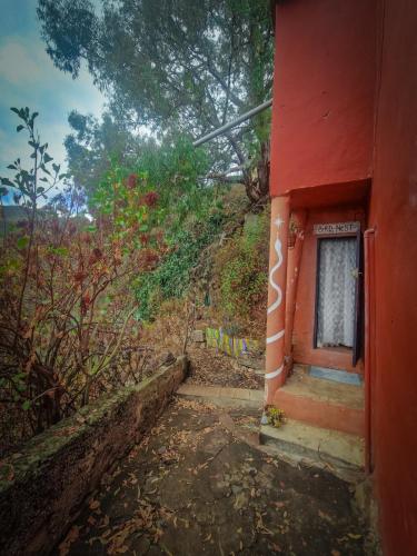 Camino Art House in Vega de San Mateo