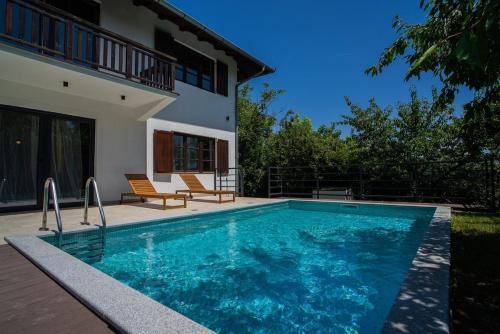 Zen Spa Villa Belgrade - Pool, Hot tub & Sauna