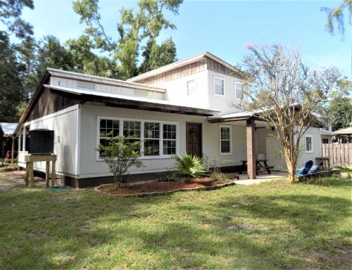 Bay Cottage Retreat