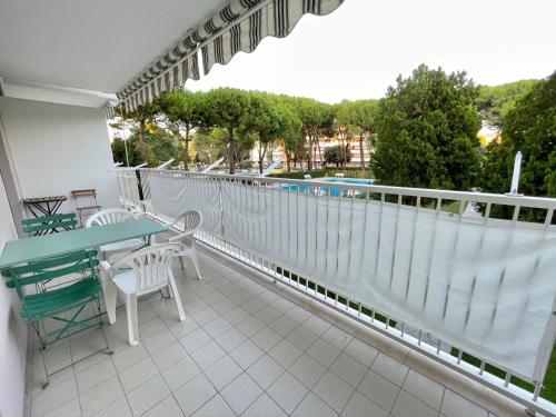 Welcoming flat with pool view balcony