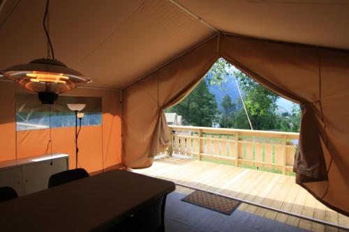 ระเบียง/ชานเรือน, Vinje Camping in เกแรงเกอร์