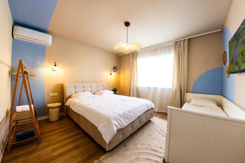 FLH - Cazare Alba Iulia lângă Cetatea Alba Carolina - Curte Privată, Ciubar & Family Friendly (FLH - Cazare Alba Iulia langa Cetatea Alba Carolina - Curte Privata, Ciubar & Family Friendly) in Gyulafehérvár