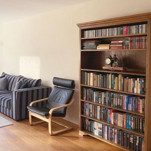  KeyCityApt Near Amsterdam Two Miles To City Centre Breakfast Included, Unterkunft in Leiden